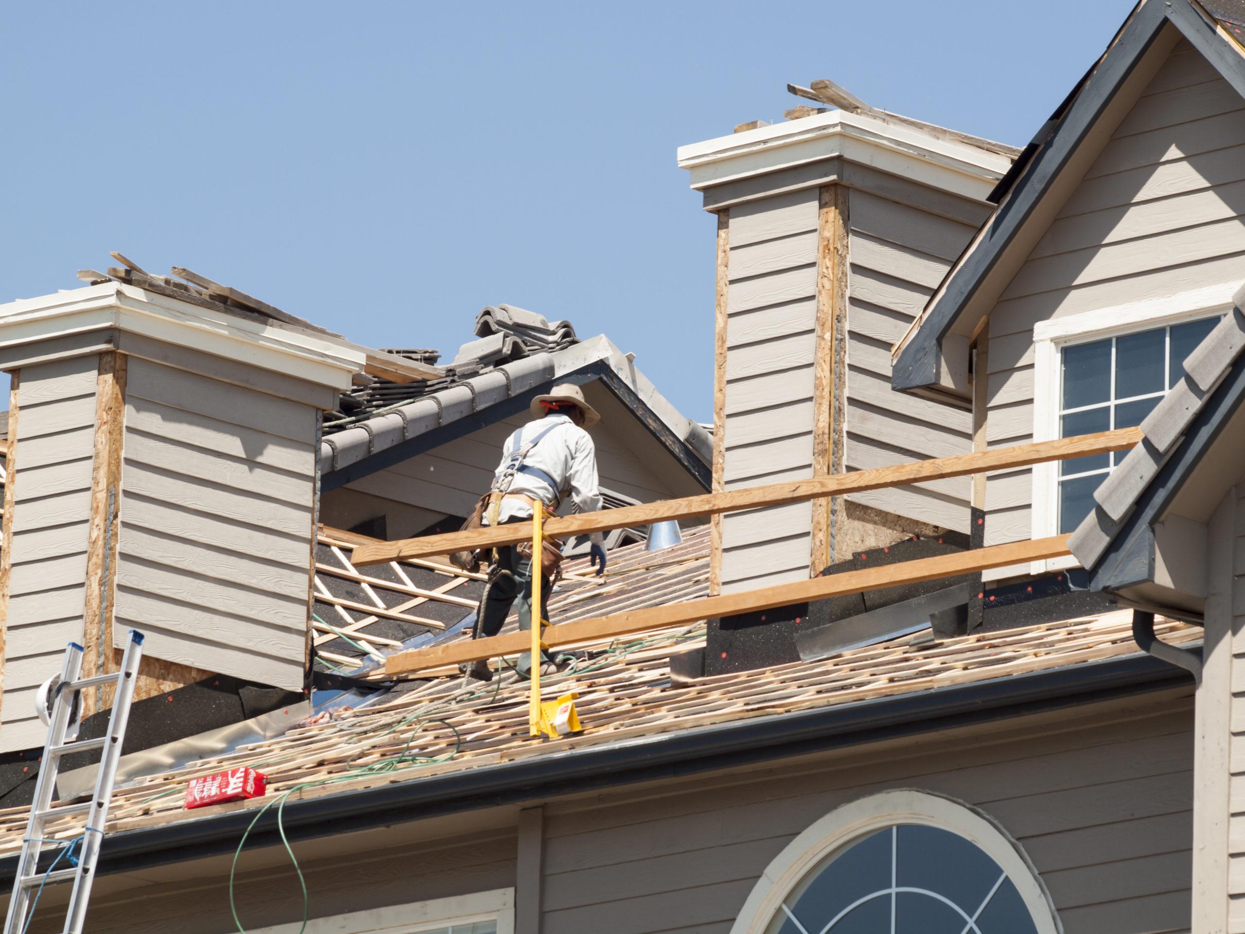 Roofing Repairs VS. Replacement: 5 Factors To Consider