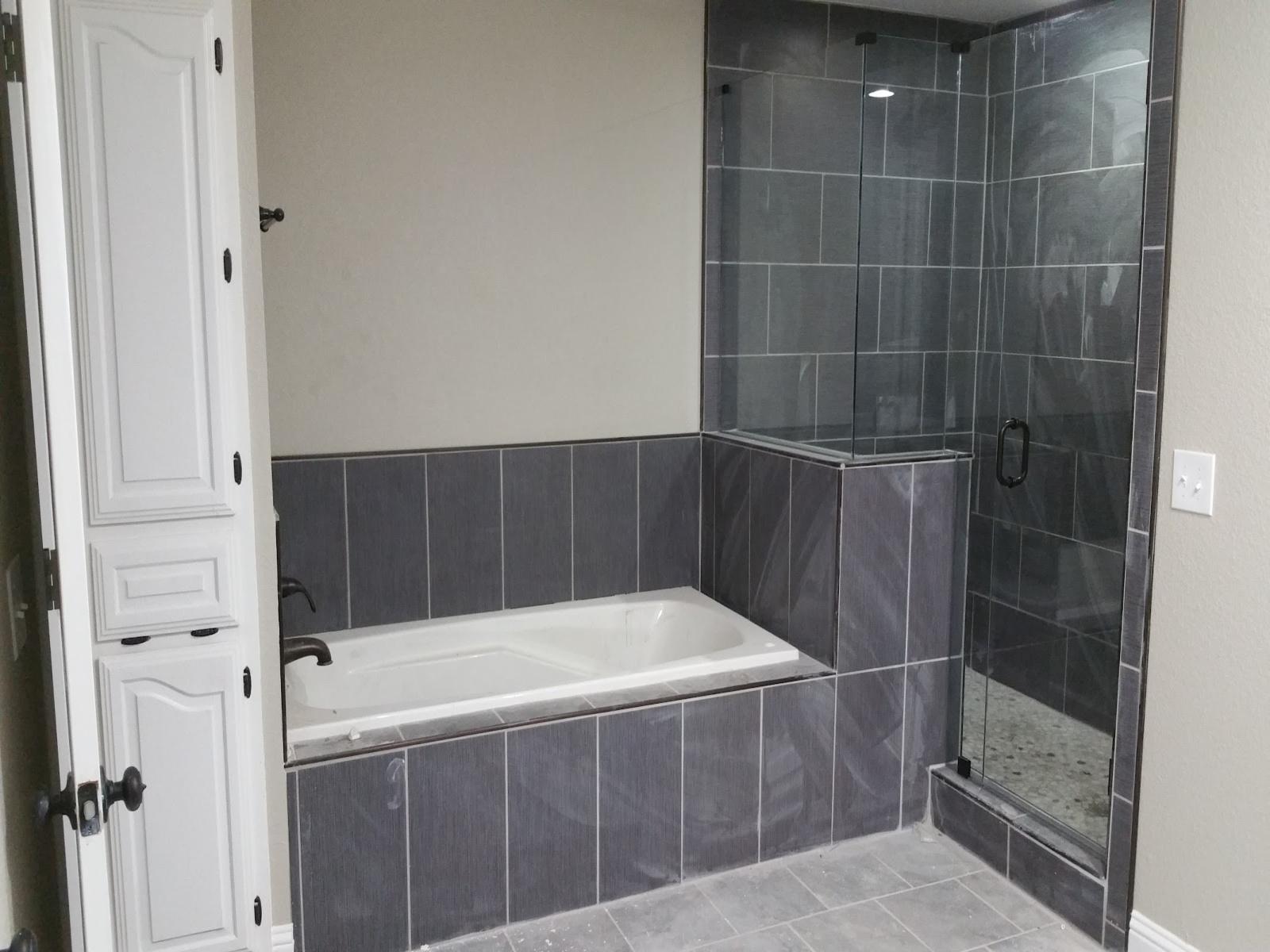 How long does a bathroom remodeling typically take from start to finish?