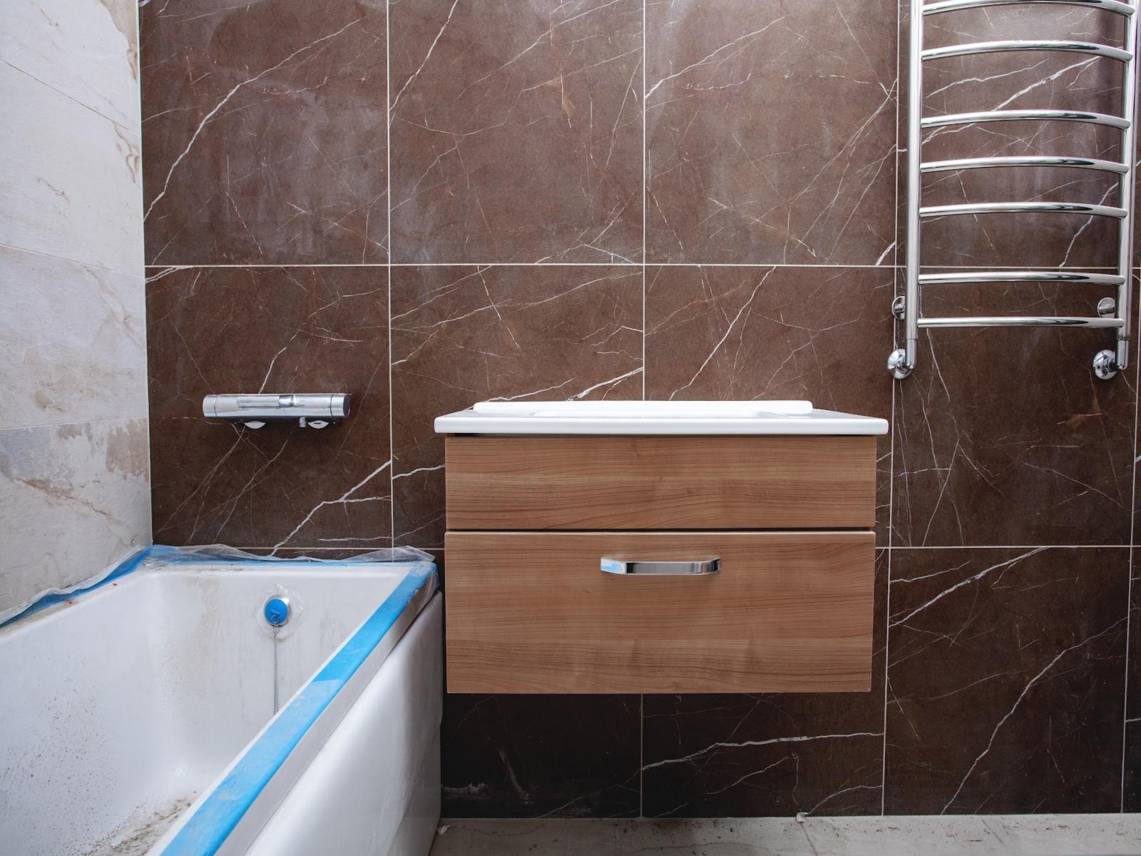4 Ways To Update Your Outdated Bathroom